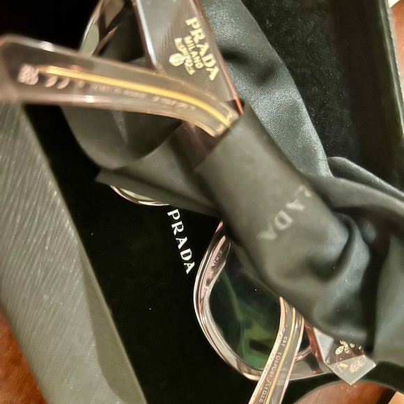 💖 AUTHENTIC Prada Pink Clear Women's Glasses, New with Case and Cloth - Picture 5 of 9